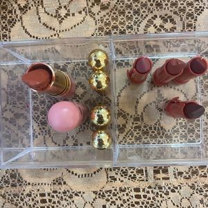 Real Lipsticks which replicate 1930,40, 50, 60s  colors